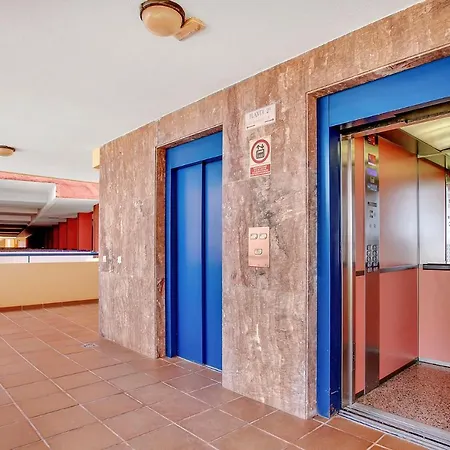 公寓 Incredible Sunset Apartment, Huge Terrace, Parking, Air C